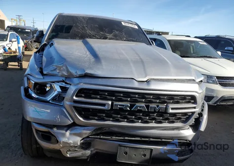 2022 Ram 1500 Big Horn/Lone Star из США, поврежденный, VIN 1C6SRFFT7NN405664